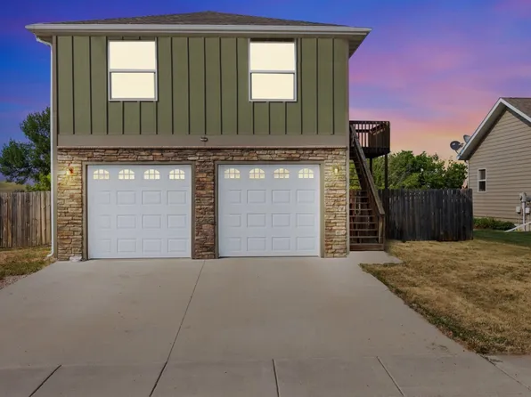 684 South St, Whitewood, SD 57793