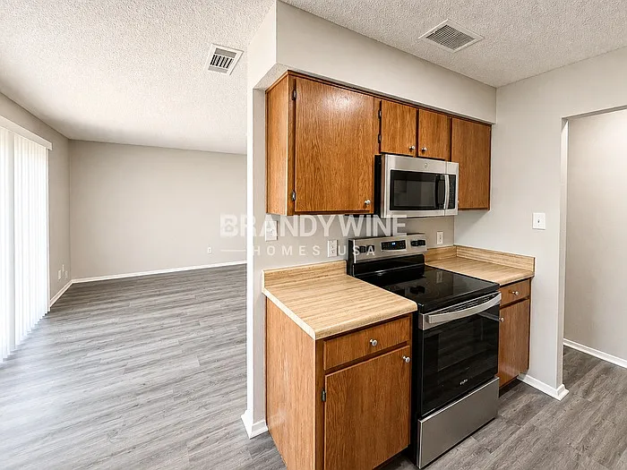 8428 Raymond Ave — Photo 7