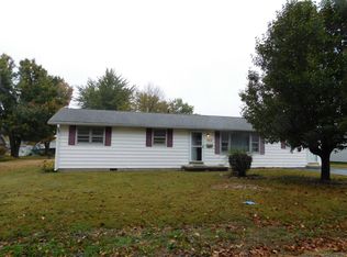 322 E Foster St, Olney, IL 62450