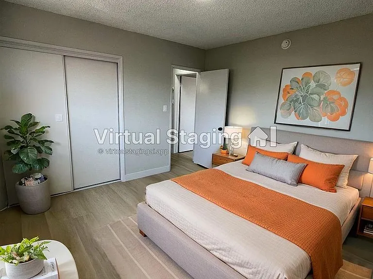 1122 W 94th St — Photo 3
