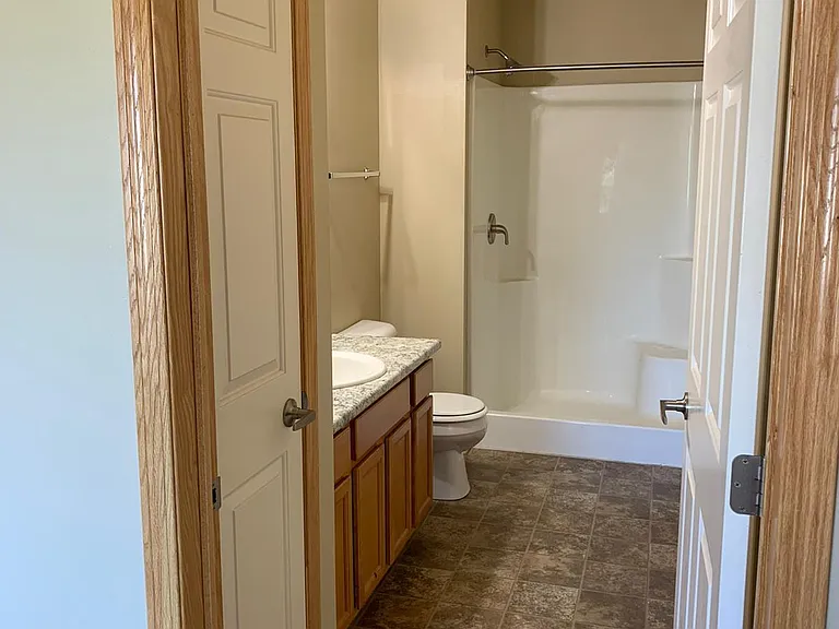 1805 SW White Birch Cir #3 — Photo 8
