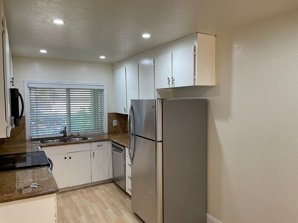 1st image of 10122 Firwood Dr