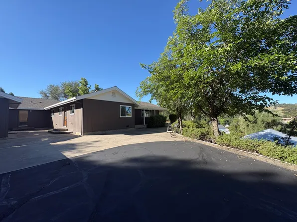 170 Amador Rd, Sutter Creek, CA 95685