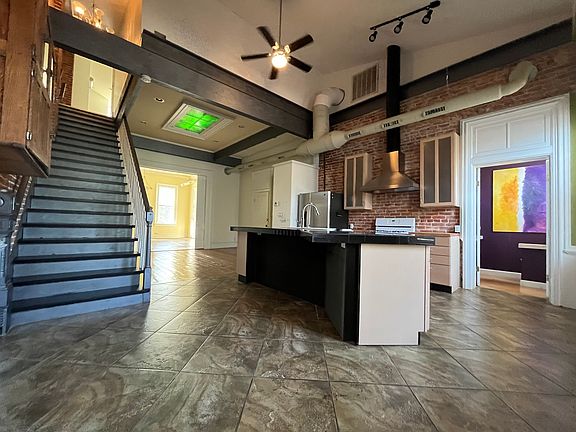 3rd image of 123 W Saint Louis St #119-A