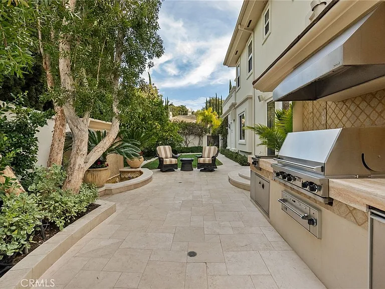 3724 Winford Dr — Photo 32