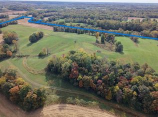 Reinhart Rd, Loogootee, IN 47553