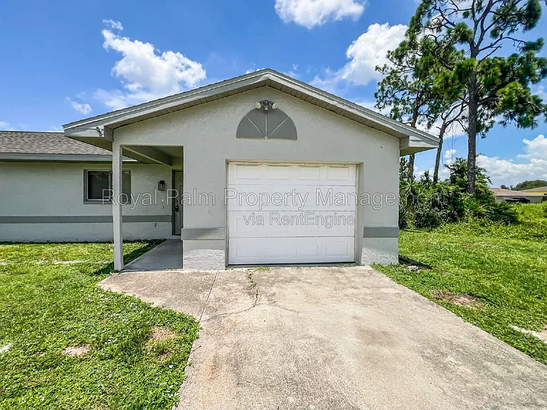 2706 Owen Ave S — Photo 4