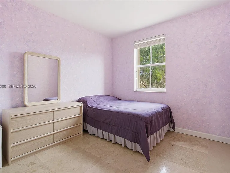 16781 SW 38th St — Photo 35
