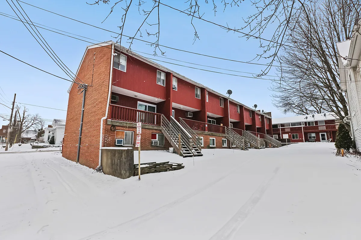 Building Photo - 161 Cedar Ave #14