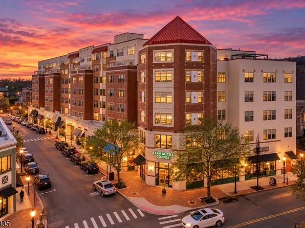 48 S Park St Unit 517, Montclair, NJ 07042