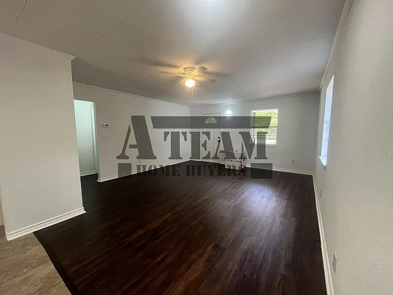 119 Golden Oaks Dr — Photo 4