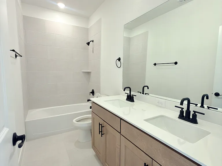 7324 Confetti Ln — Photo 26
