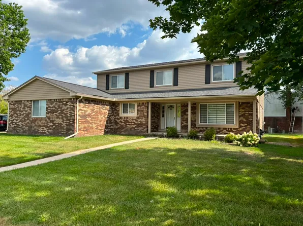 44615 Crestmont Dr, Canton, MI 48187