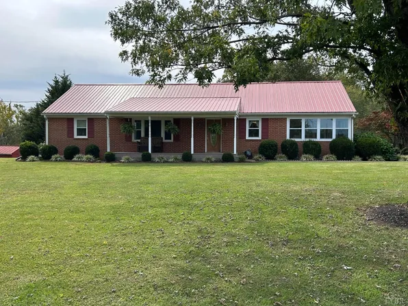 130 Mann Ln, Shipman, VA 22971