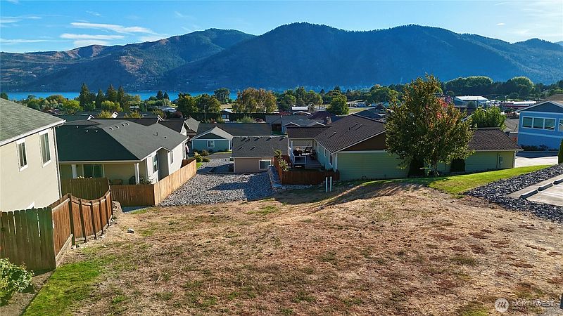 2nd image of 516 Village Drive