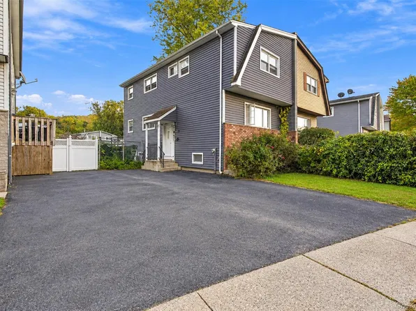 26 Temple Lane, Suffern, NY 10901