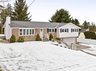 3604 Wildwood Dr, Endwell, NY 13760