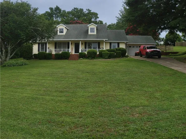 362 Green Hill Dr, Anderson, SC 29621