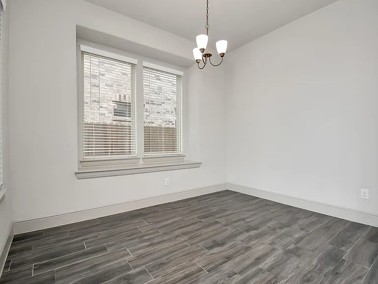22368 Misty Woods Ln — Photo 12