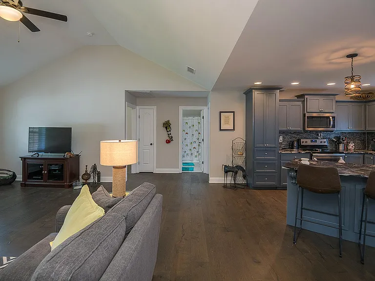 2117 Ovoca Rd — Photo 24