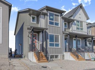 33 N Belmont Dr SW, Calgary, AB T2X 4Z6