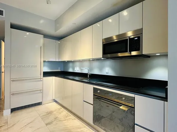 1010 Brickell Ave Unit 4208, Miami, FL 33130