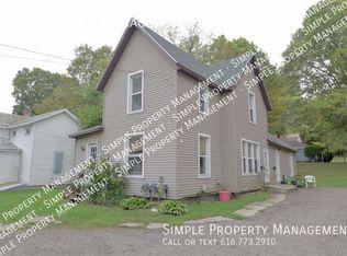 736 N Michigan Ave APT 3, Hastings, MI