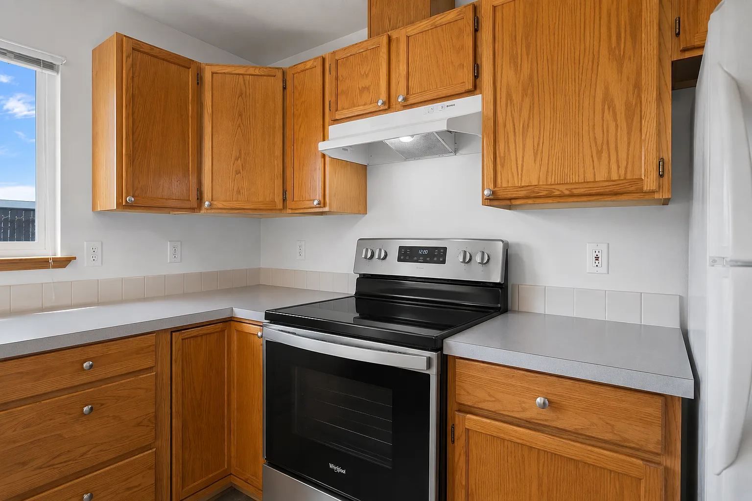517 Alexander St — Photo 4