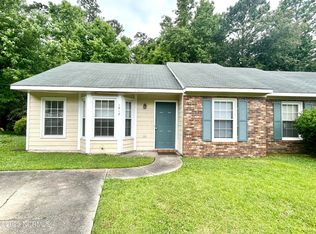 1917 Rolling Ridge Dr, Midway Park, NC 28544
