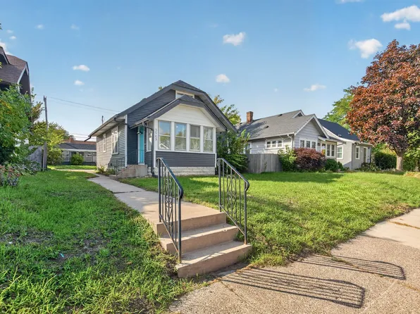 3943 Thomas Ave N, Minneapolis, MN 55412
