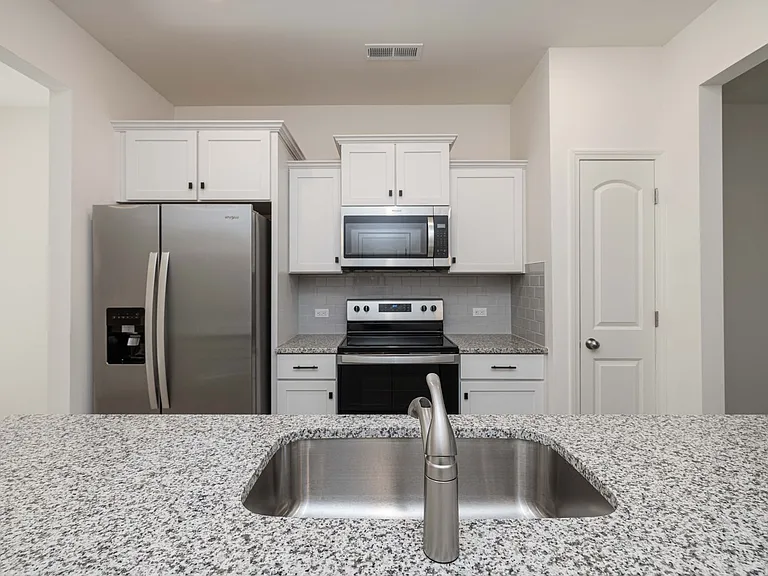 1009 Pine St #B — Photo 8