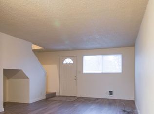 360 SE Railroad St APT 5, Bend, OR 97702