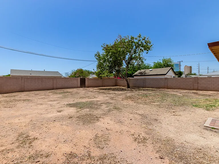 527 E Whitton Ave — Photo 28