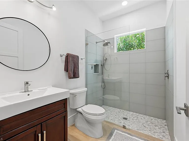 1232 Royal Palm Dr — Photo 31
