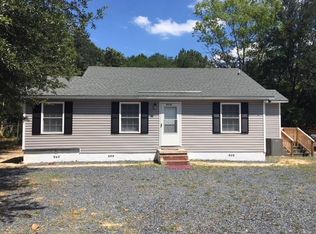 409 Seymour St, Aberdeen, NC 28315