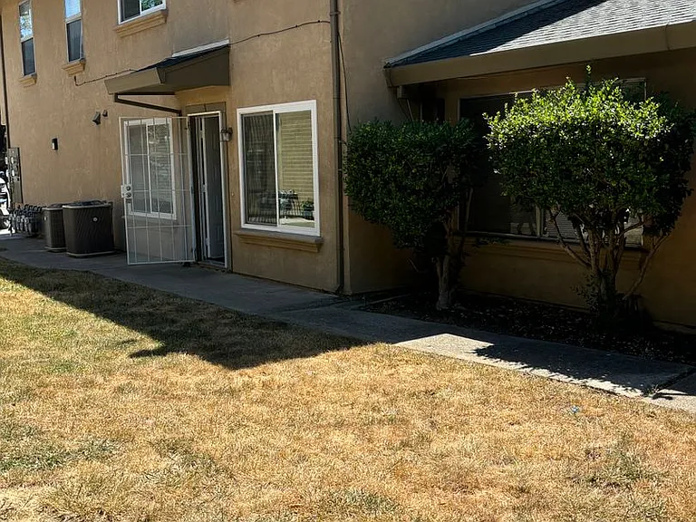 11480 Garnet Way #3 — Photo 3