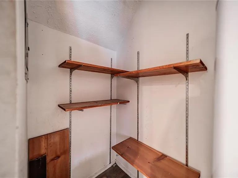 37 Country Place Ct — Photo 10