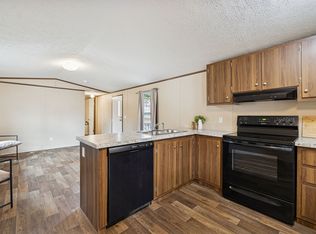 108 Lyell Rd, Hohenwald, TN 38462