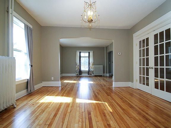 2nd image of 2539 Grand Ave S #1