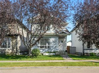 408 Gibb Wynd S, Edmonton, AB T5T6W8