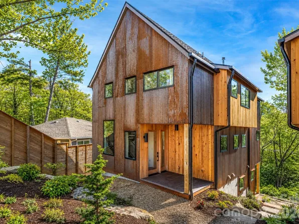 173 Houston Cir, Asheville, NC 28801
