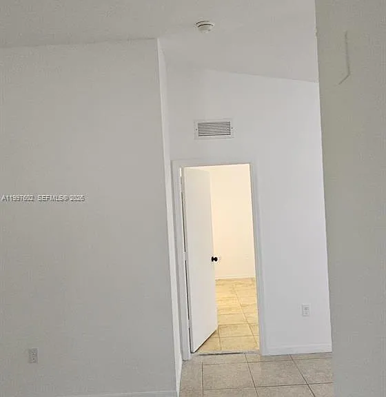 935 NE 33rd Ter #204 — Photo 2