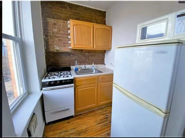 1674 Putnam Avenue image 5 of 5