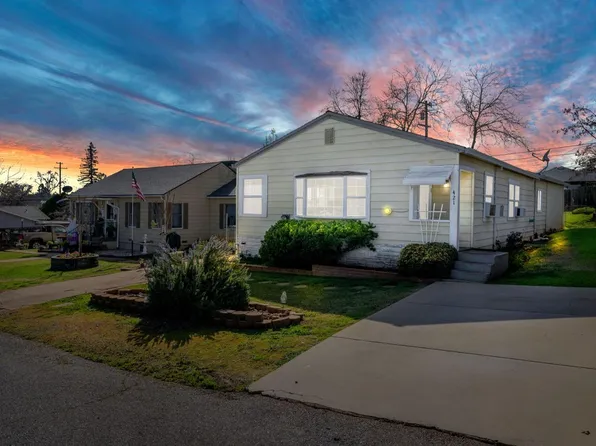 421 Oak St, Ione, CA 95640