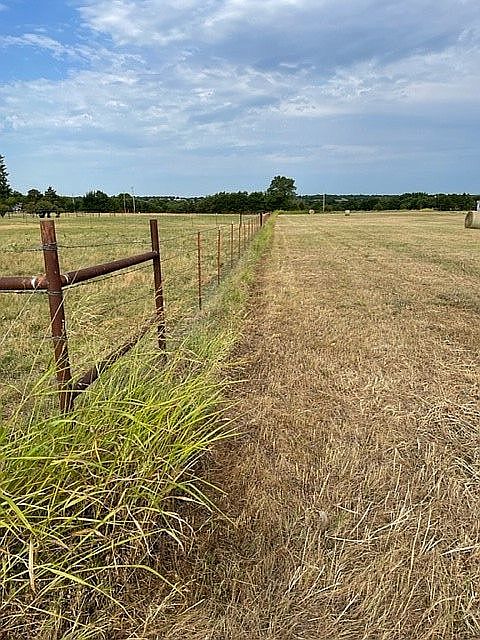 2nd image of 5717 S Fairgrounds