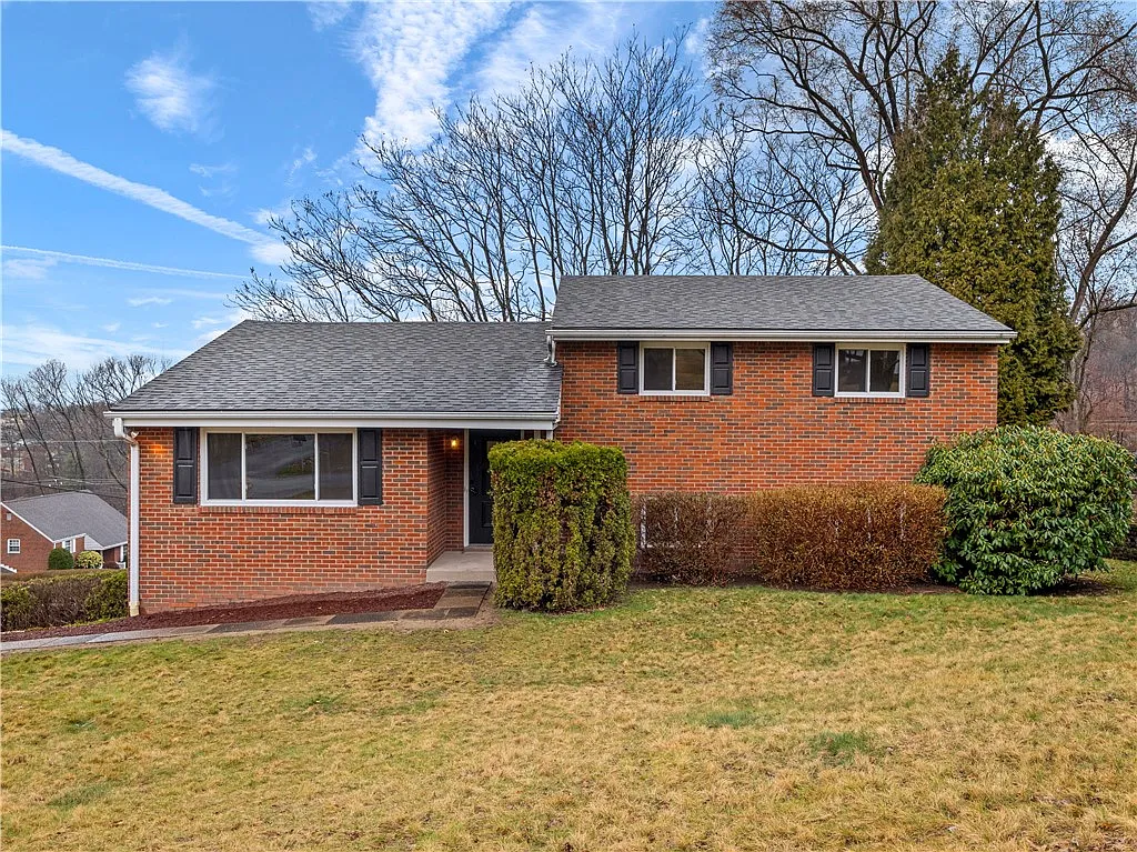 1601 Sapling St photo 1