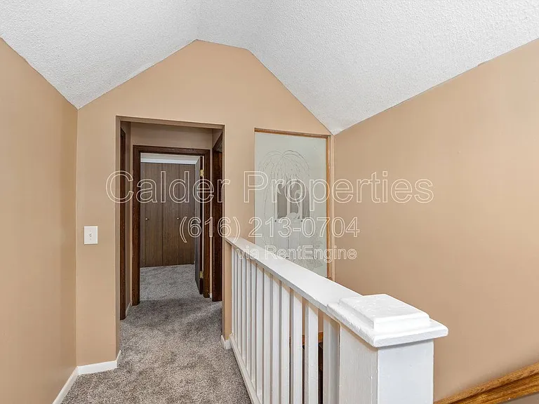 1031 Merrifield St SE — Photo 28