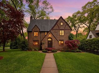 141 Ellington St, Longmeadow, MA 01106