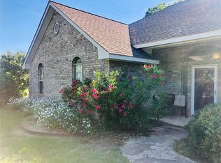 1301 N 14th St, Honey Grove, TX 75446