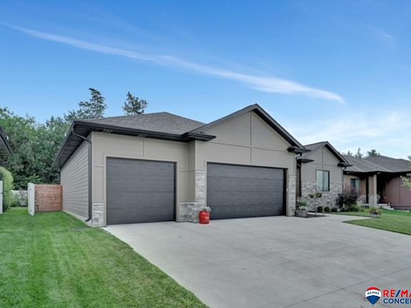 2nd image of 9832 S 80th St